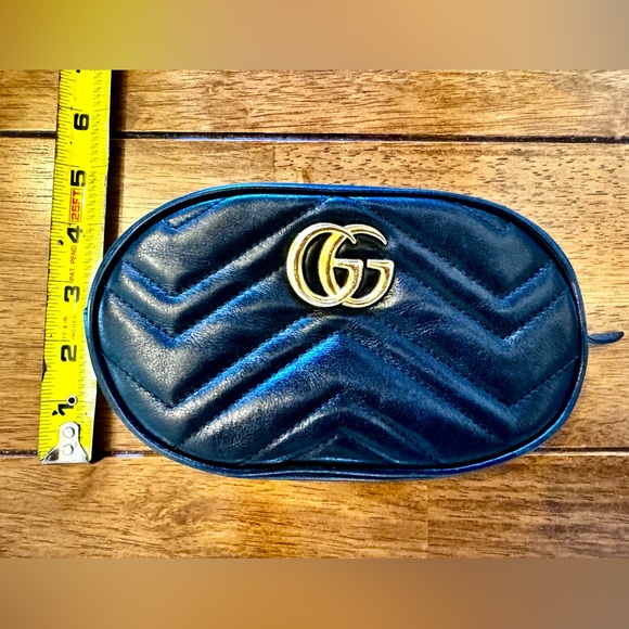 Gucci (GG Logo) Marmont Matelassé Leather Bag - Picture 8 of 13